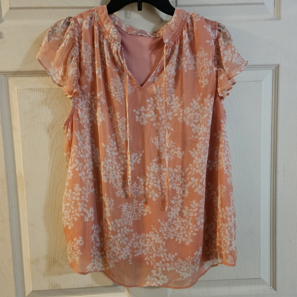 LAUREN CONRAD PINK FLORAL BLOUSE: GOOD CONDITION: SIZE L